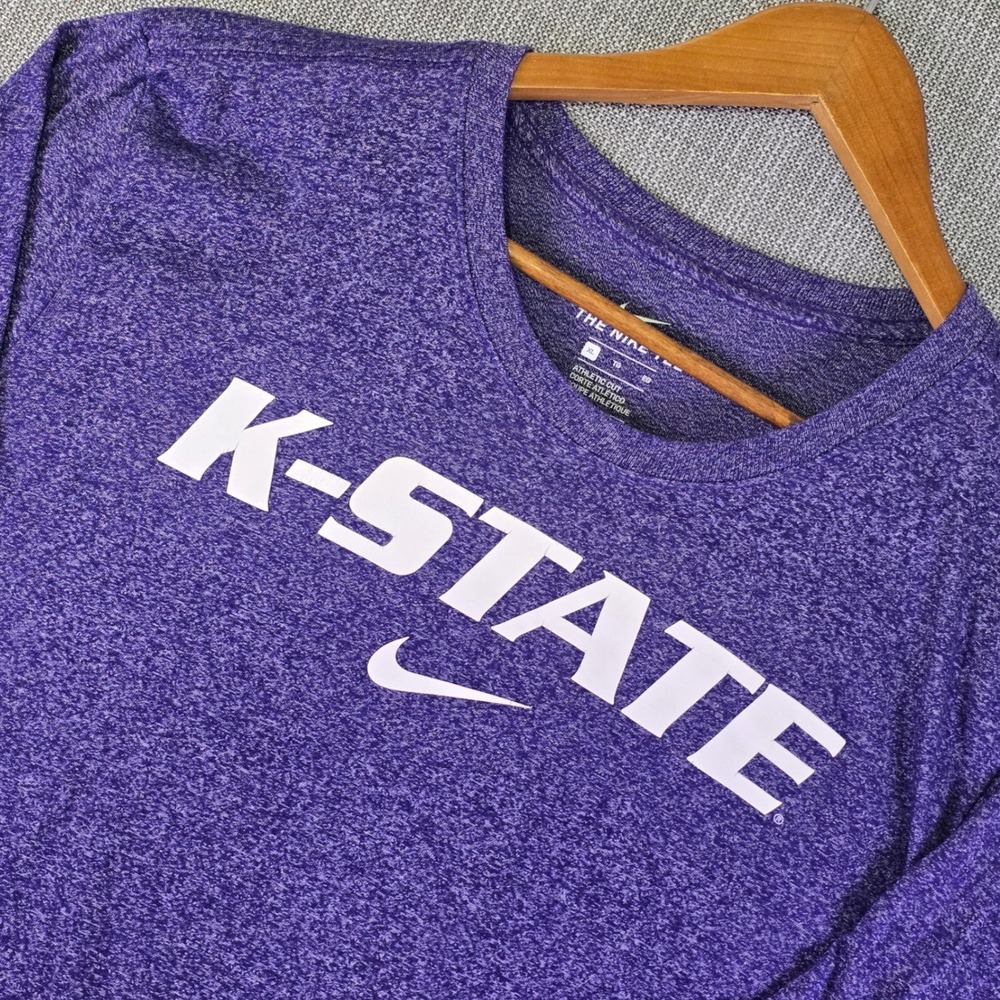 K-State Wildcats x Nike KSU Long Sleeve The Nike Tee Mens XL Purple Athletic Cut